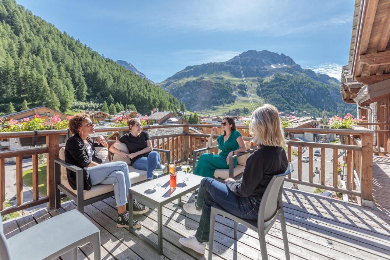 Victoria Lodge, Friendly Hotel Val-dʼIsère エクステリア 写真