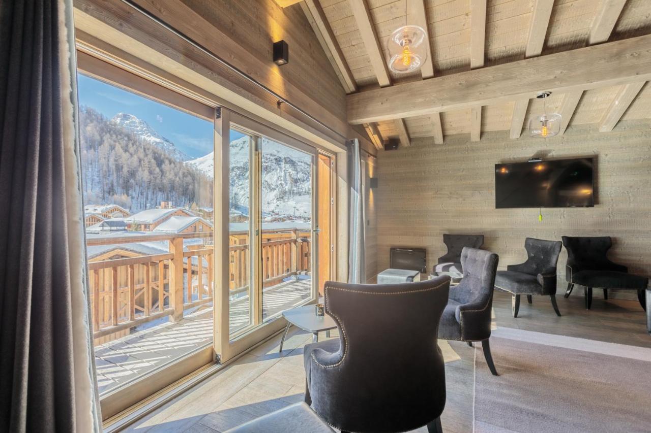 Victoria Lodge, Friendly Hotel Val-dʼIsère エクステリア 写真