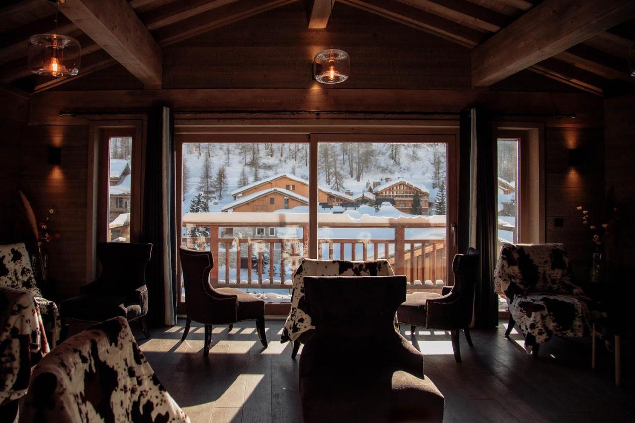 Victoria Lodge, Friendly Hotel Val-dʼIsère エクステリア 写真
